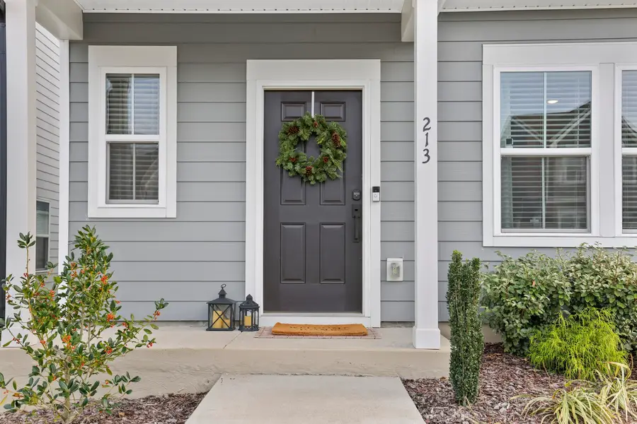 213 Oasis Dr, La Vergne, TN 37086 - Image #2