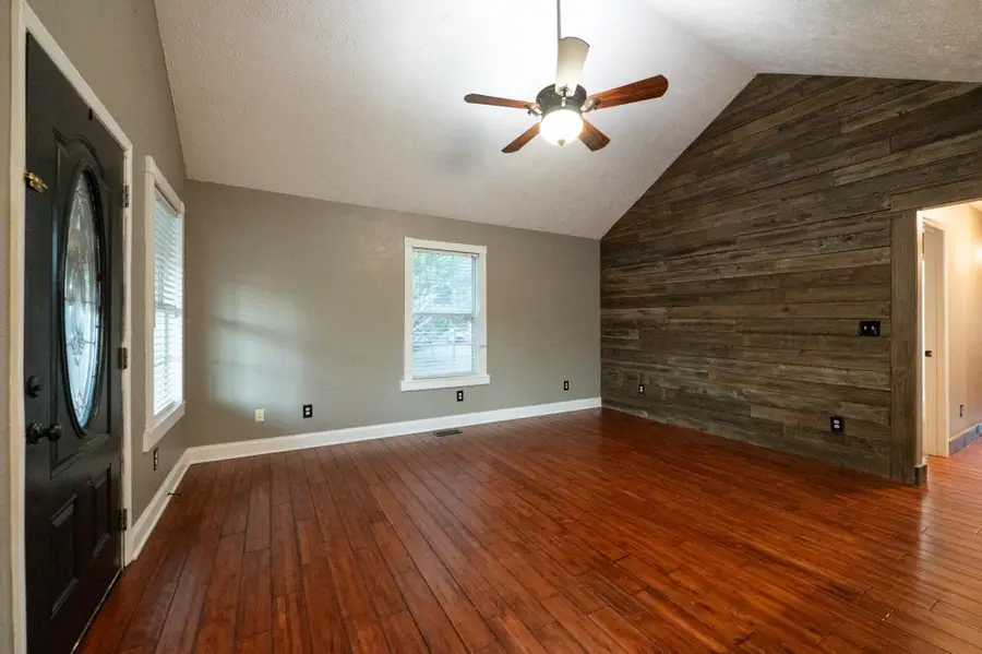 1118 Probasco Street N, La Fayette, GA 30728 - Image #3