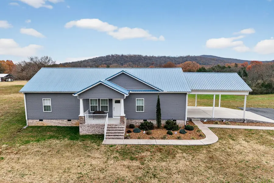 808 Bugger Ridge Rd, McMinnville, TN 37110 - Image #2