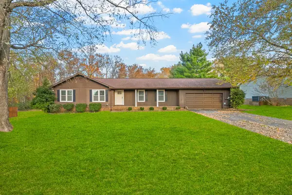 823 Oak Hurst Dr, Hopkinsville, KY 42240