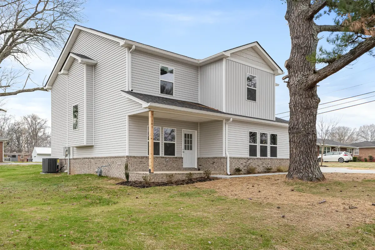 101 Hilltop Dr, Columbia, TN 38401 - Image #1