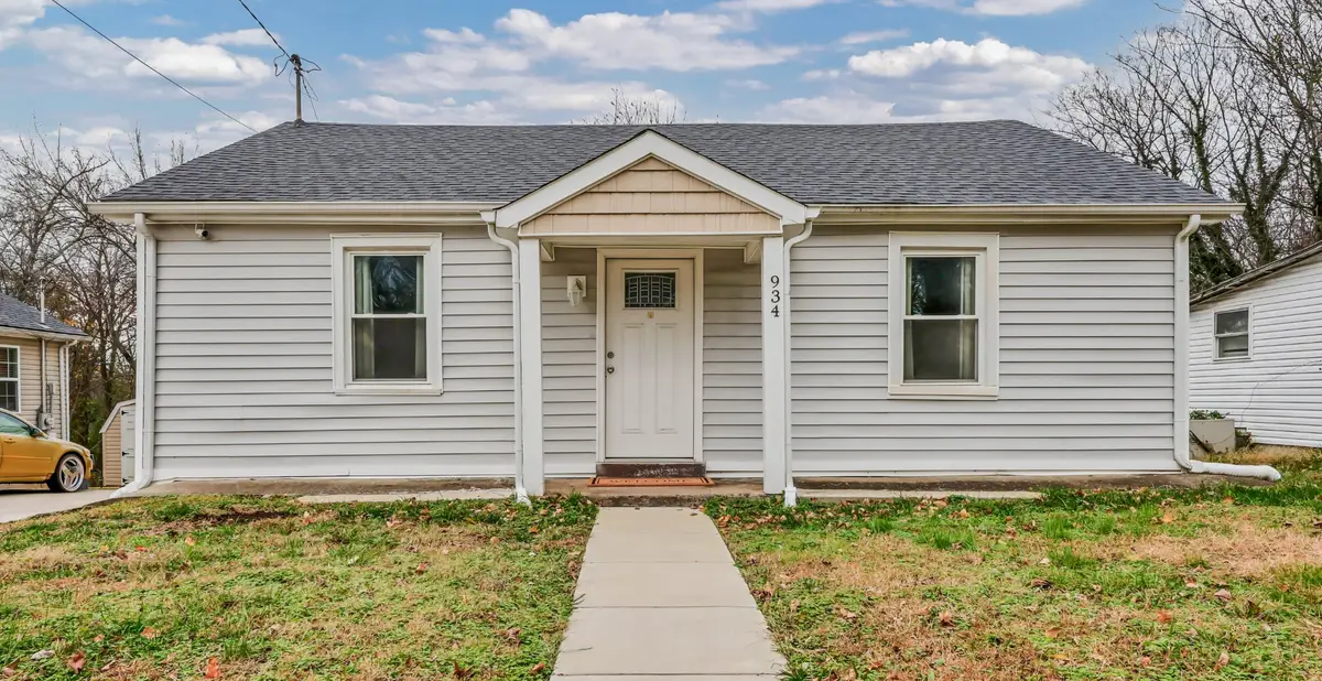 934 Charlotte St, Clarksville, TN 37040 - Image #1