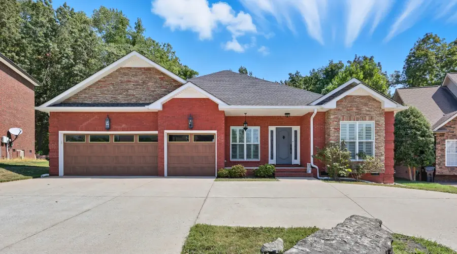 129 Roanoke Station Cir, Clarksville, TN 37043 - Image #3