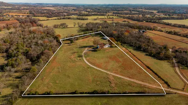 414B Rock Springs Rd, Castalian Springs, TN 37031