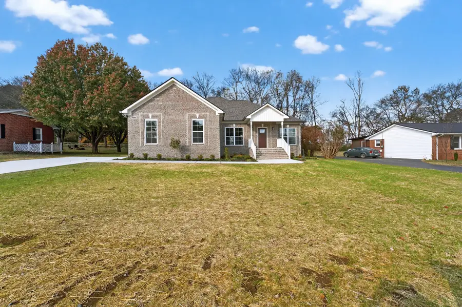 702 Meadow Rd, Mount Pleasant, TN 38474 - Image #3