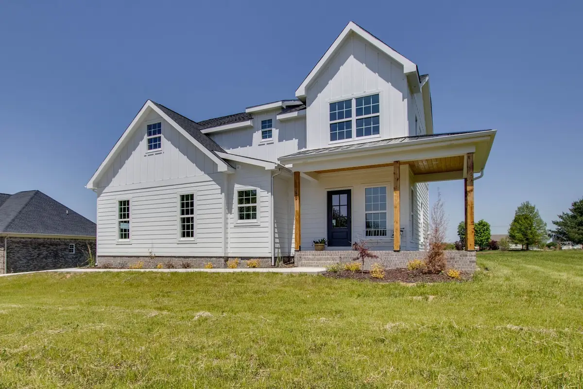 72 Hickory Grove Dr, Morrison, TN 37357 - Image #1