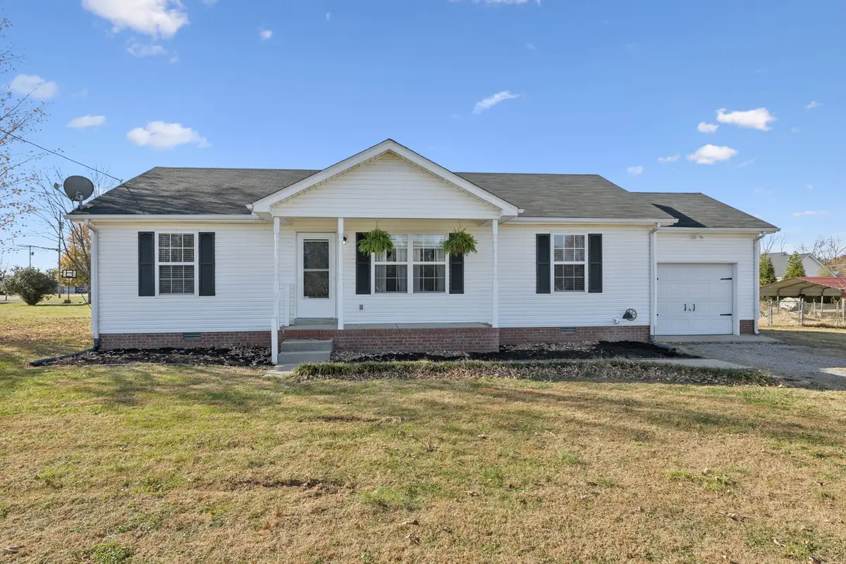 9806 Gray Fox Dr, Christiana, TN 37037 - Image #1