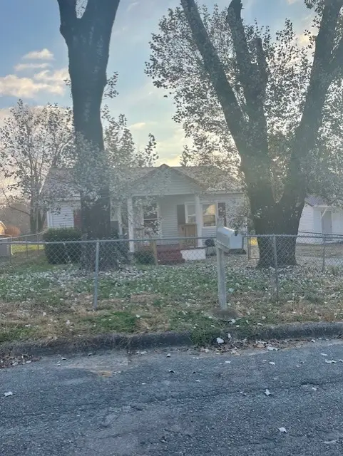 514 Hayes Ave, Lawrenceburg, TN 38464 - Image #1