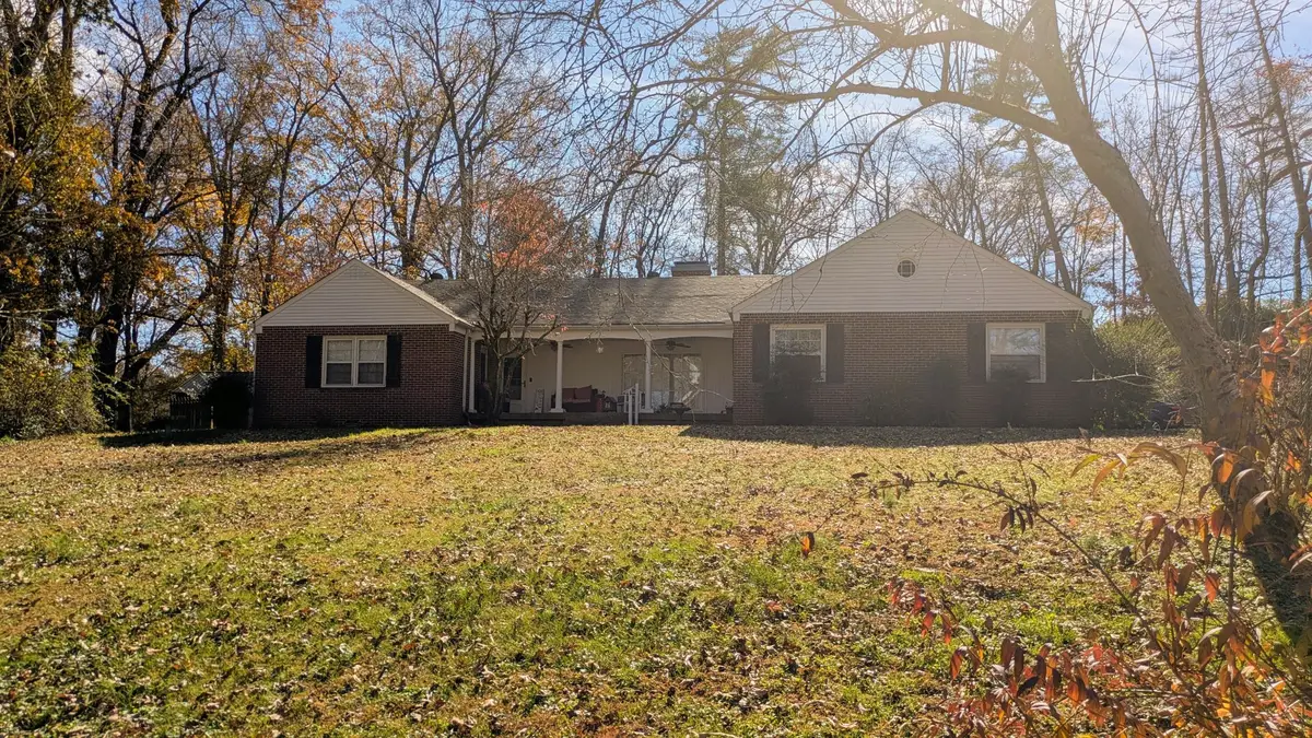 107 Cherry St, Centerville, TN 37033 - Image #1