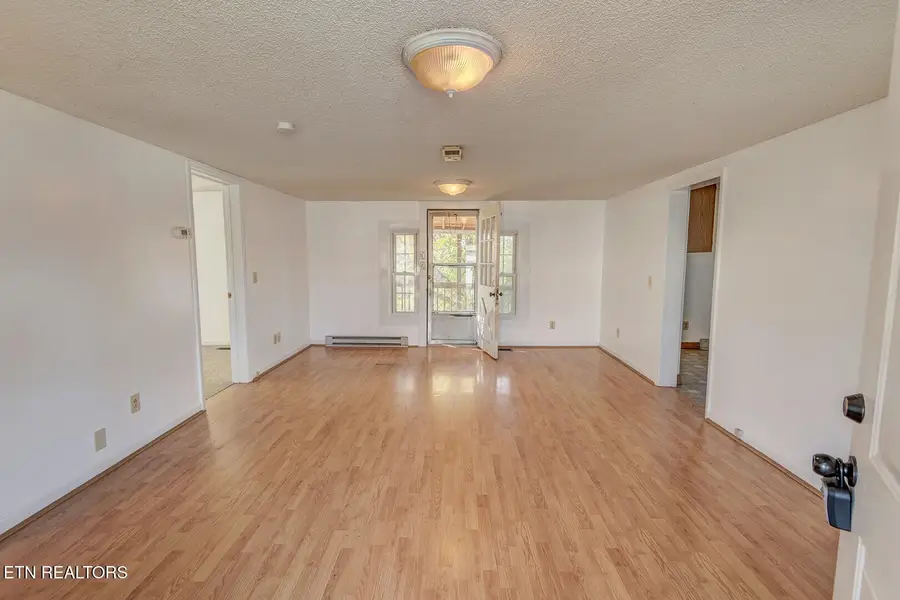 157 Lynn Rd, Johnson City, TN 37604 - Image #3