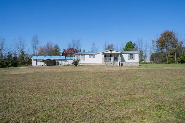 27 Houk Ln, Fayetteville, TN 37334