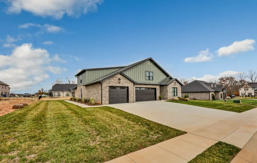 2477 Ellsworth Drive, Clarksville, TN 37043 - Image #3