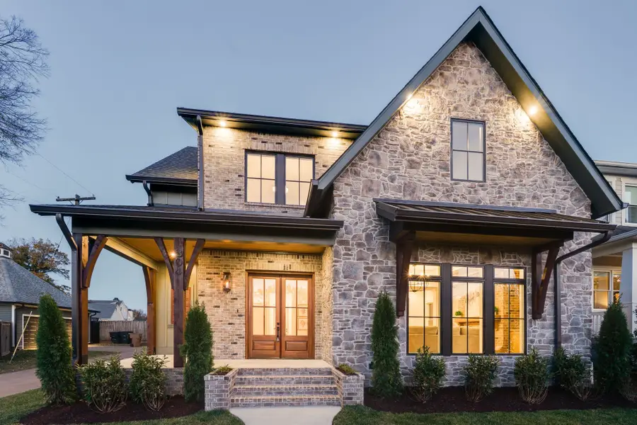 304 54th Ave N, Nashville, TN 37209 - Image #2