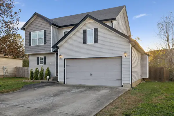 3742 Crisscross Ct, Clarksville, TN 37040