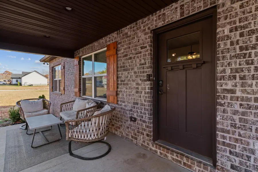 634 S Tunnel Rd, Gallatin, TN 37066 - Image #3