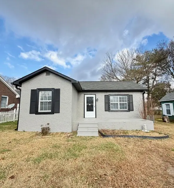 302 Poplar St N, Cowan, TN 37318 - Image #1