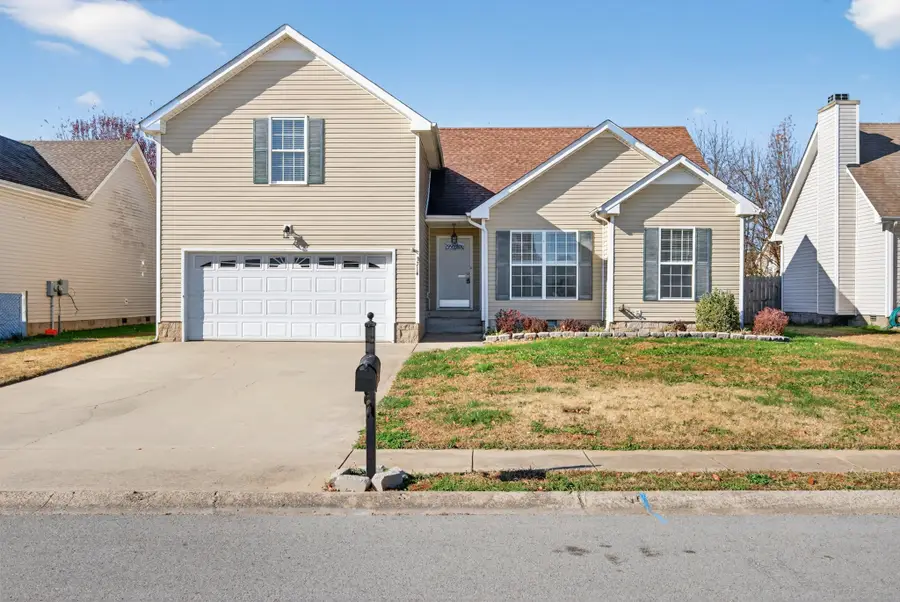 3714 Nadia Dr, Clarksville, TN 37040 - Image #2