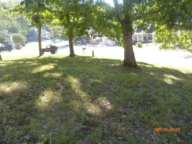 110 Mckinley Dr, Columbia, TN 38401 - Image #2