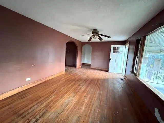 5388 Morrison Creek Rd, Clifton, TN 38425 - Image #3