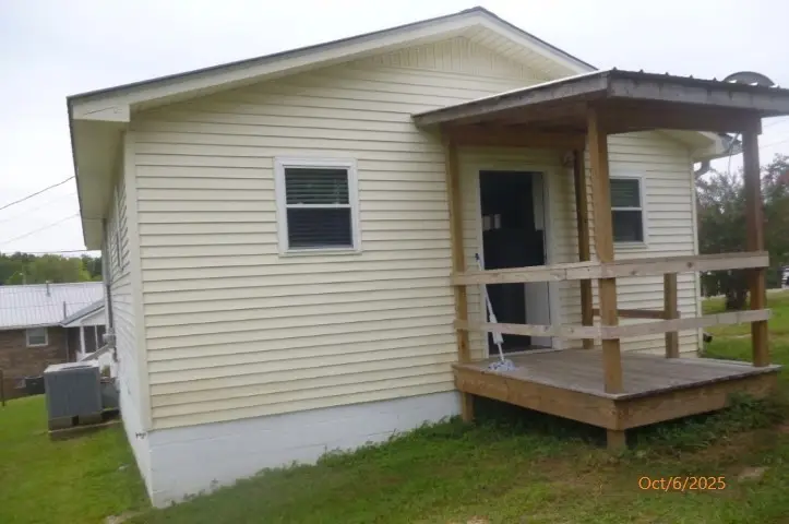 116 Steele St, Waynesboro, TN 38485 - Image #3