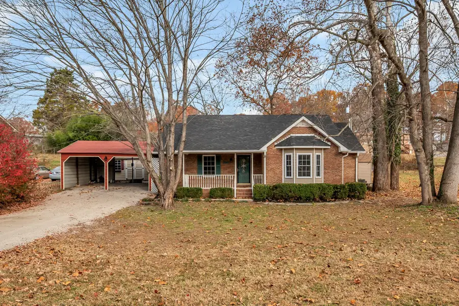 2306 Beechwood Dr, Springfield, TN 37172 - Image #2