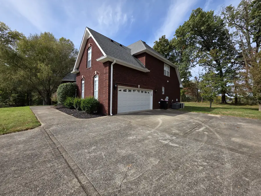 1224 Voyage Ct, Adams, TN 37010 - Image #2