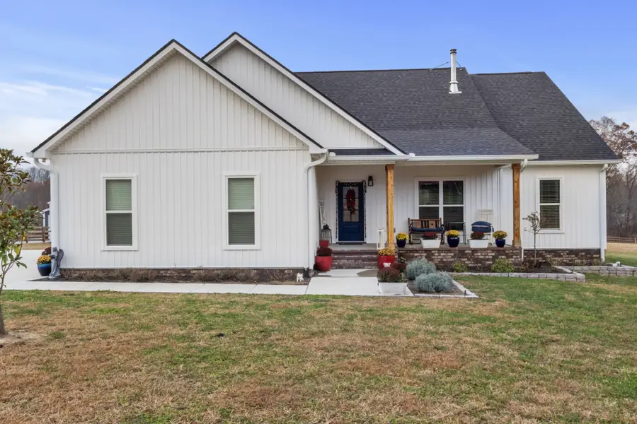 249 Claypool Rd, Bethpage, TN 37022 - Image #2