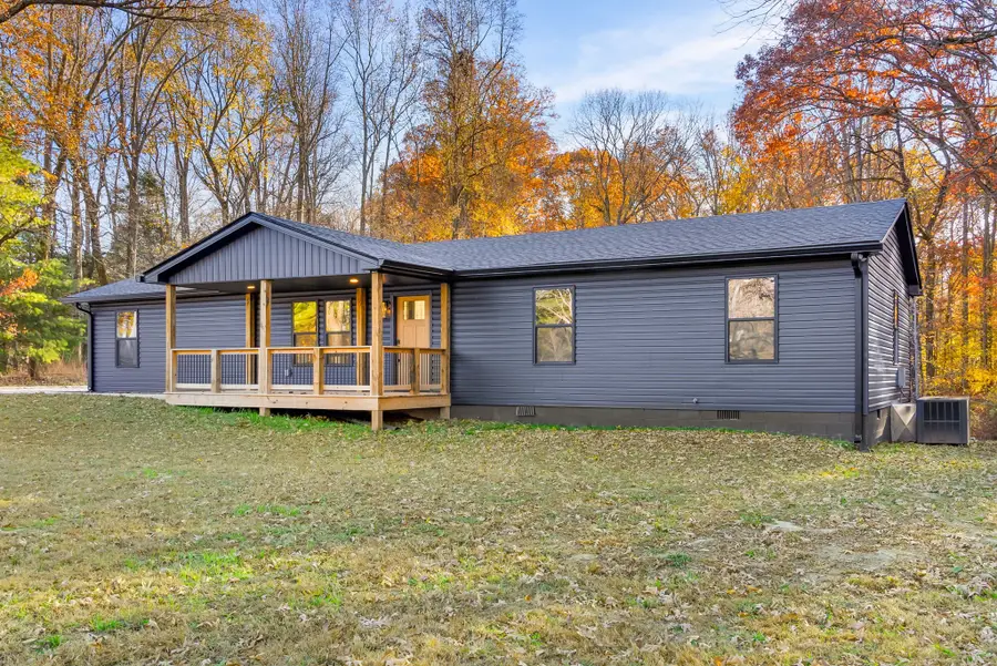 2038 Ogburn Chapel Rd, Clarksville, TN 37042 - Image #2