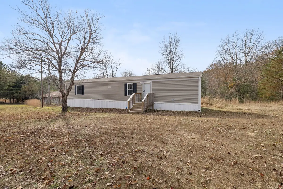 108 Lyell Rd, Hohenwald, TN 38462 - Image #1