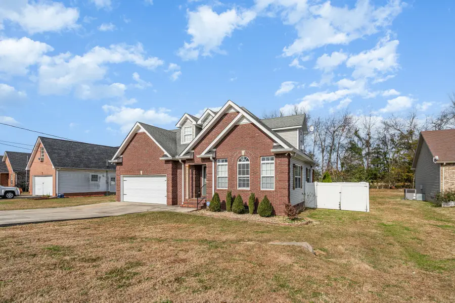 117 Raven Ct, Shelbyville, TN 37160 - Image #2