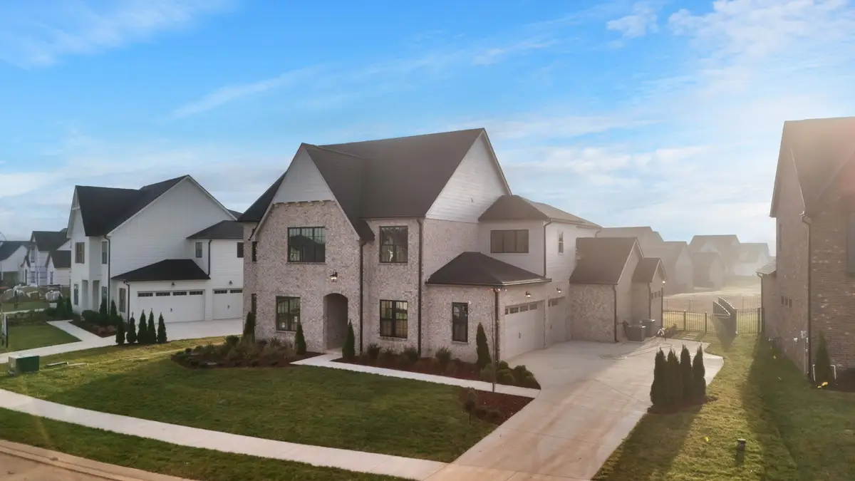 7509 Sutcliff Drive, College Grove, TN 37046 - Image #1