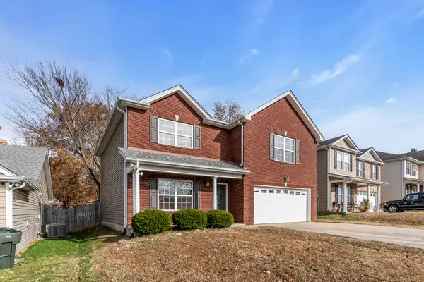 208 Dimaggio Dr, Springfield, TN 37172