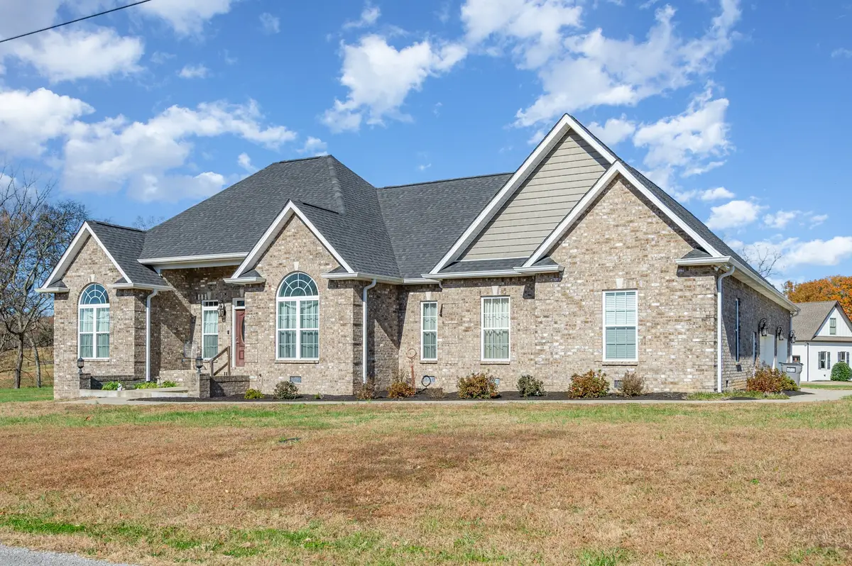 101 Emerald Valley Ct, Castalian Springs, TN 37031 - Image #1