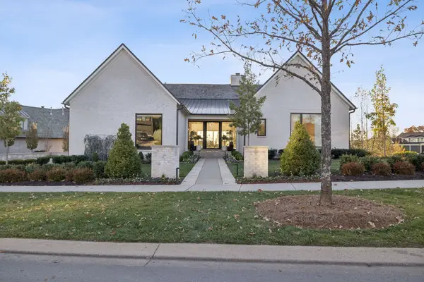 7354 Harlow Dr, College Grove, TN 37046