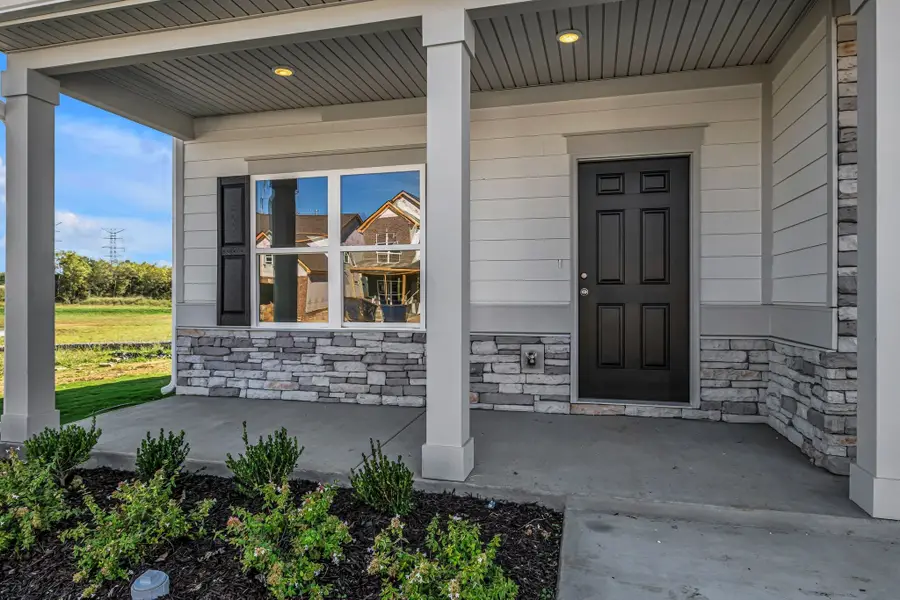 404 Stratford Station Drive, Lebanon, TN 37087 - Image #2