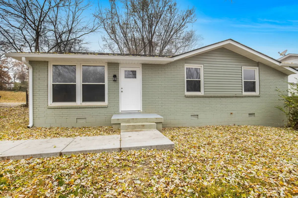 703 Hayes St, Springfield, TN 37172 - Image #1