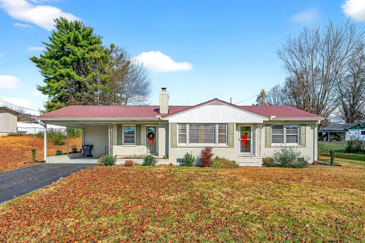 111 Roosevelt Rd, McMinnville, TN 37110 - Image #1