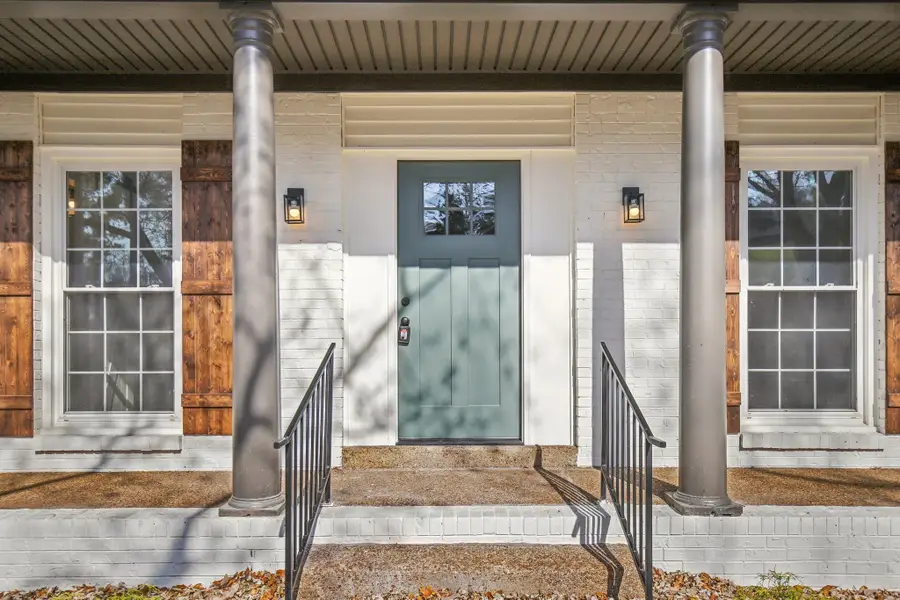 8132 Cloverland Dr, Nashville, TN 37211 - Image #2