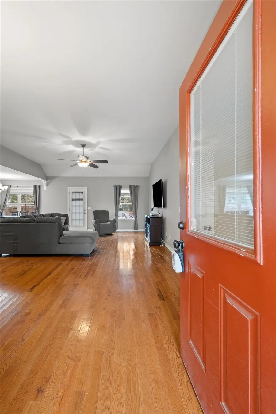 406 Hobbs Dr, White House, TN 37188 - Image #3