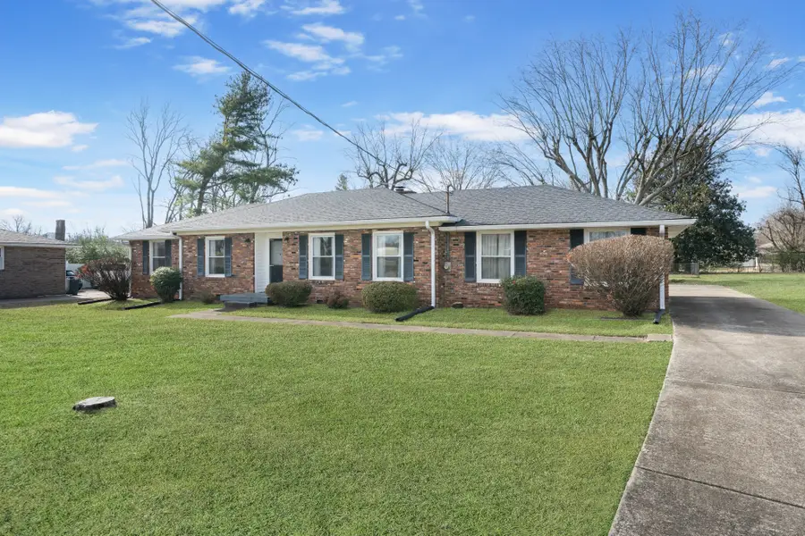 105 Gatire Dr, Hendersonville, TN 37075 - Image #2