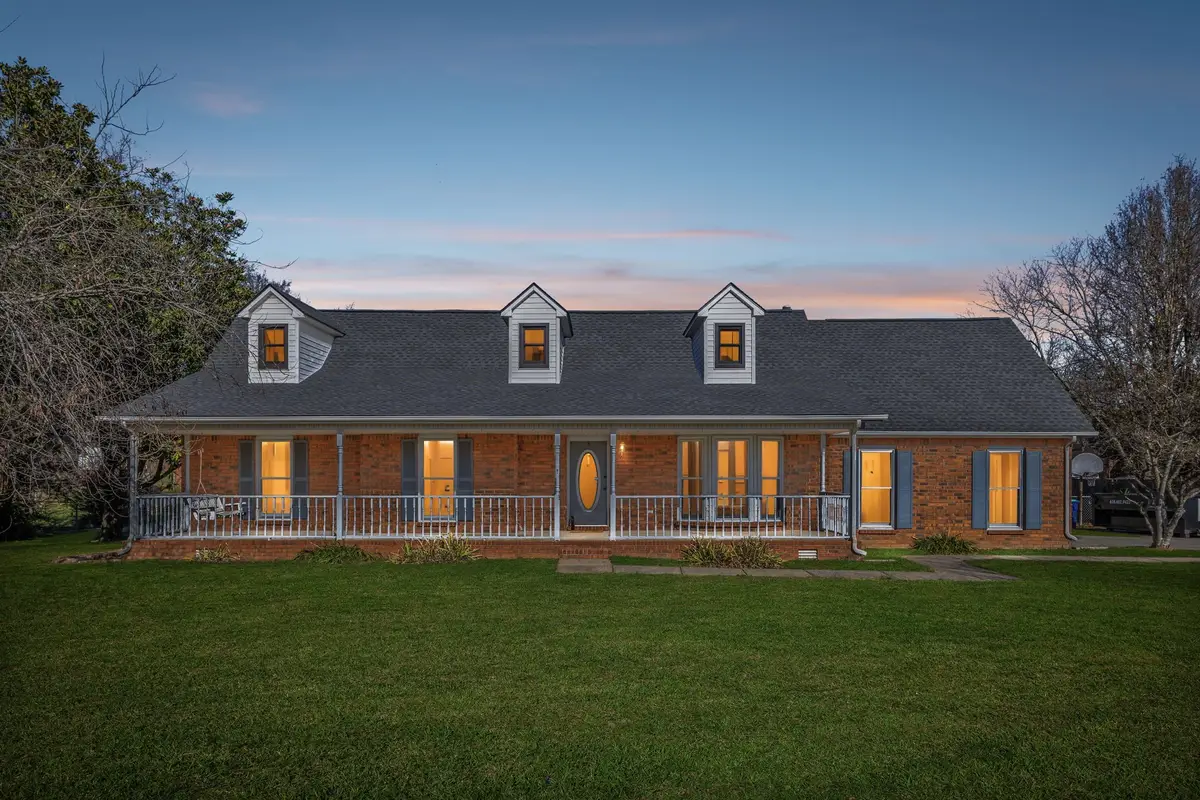 407 Oakhaven Dr, Smyrna, TN 37167 - Image #1