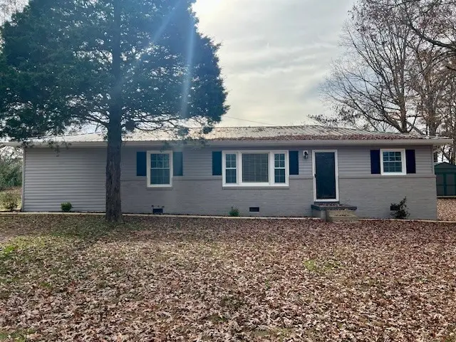 2621 Canady St, Nunnelly, TN 37137 - Image #1