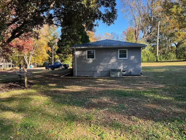 2621 Canady St, Nunnelly, TN 37137 - Image #2