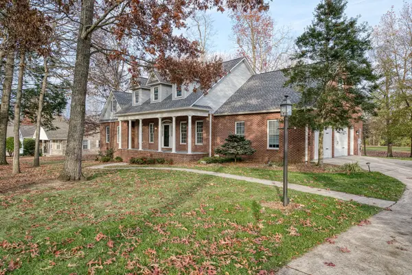 444 Ironwood Circle, Crossville, TN 38571