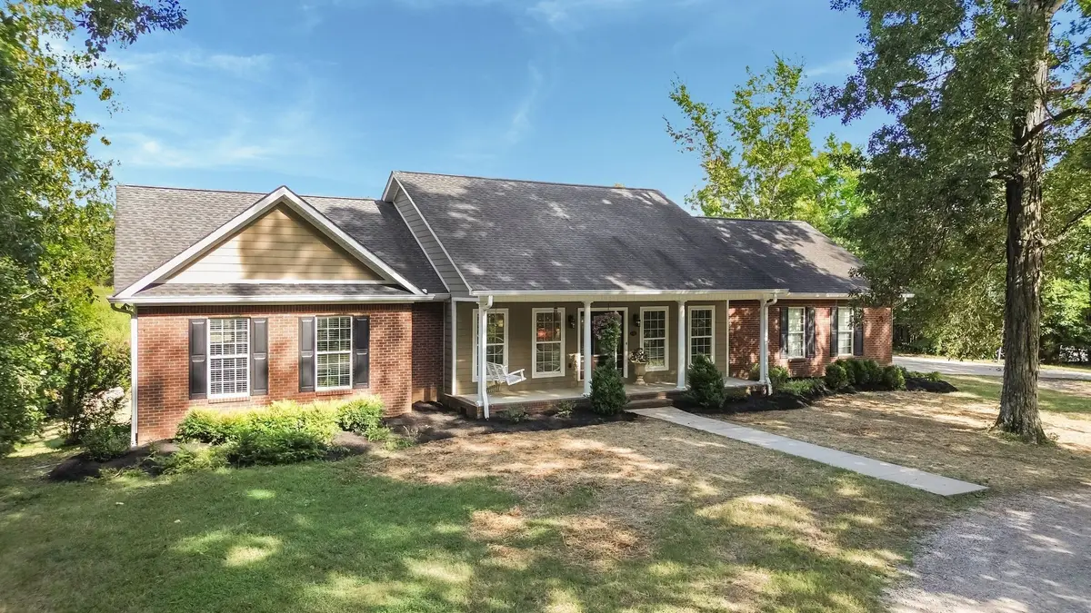 2350 Joe Brown Rd, Spring Hill, TN 37174 - Image #1