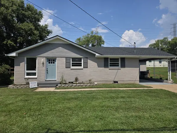 3228 Cloverwood Dr, Nashville, TN 37214