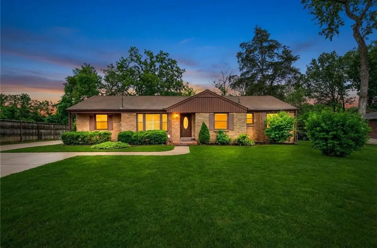 521 Bismark Dr, Nashville, TN 37210 - Image #1