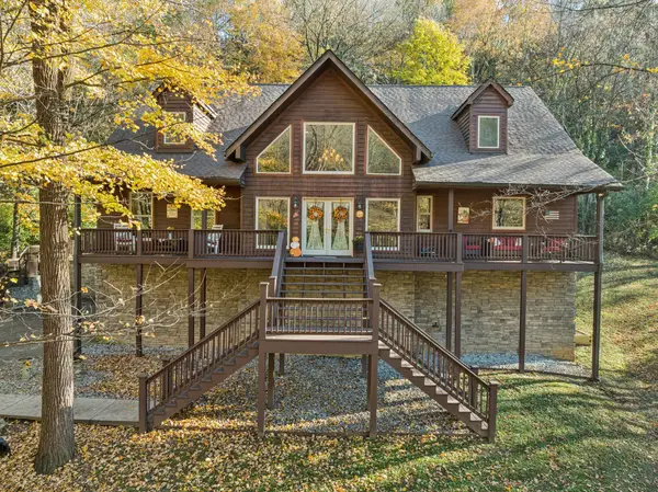 2304 N Berrys Chapel Rd, Franklin, TN 37069