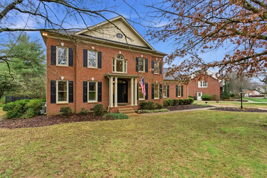 2046 Hunterwood Dr, Brentwood, TN 37027 - Image #3