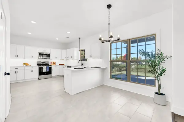 1117 Henry Place Blvd, Clarksville, TN 37042